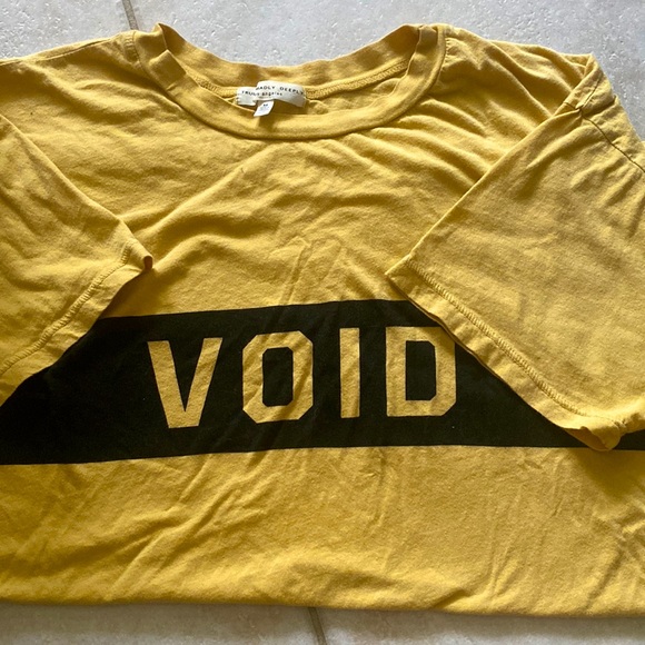 Truly Madly Deeply LA VOID Tee Yellow M - Picture 1 of 3